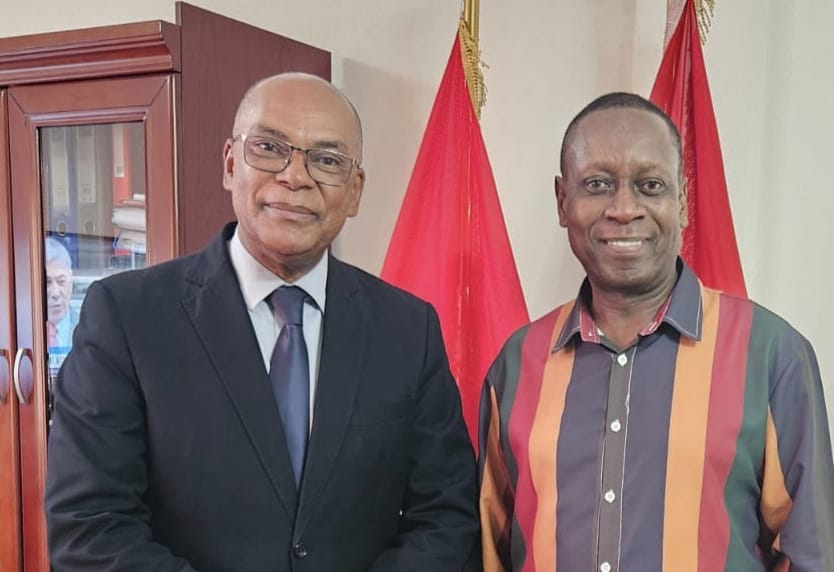 Representante da UNITA em Bruxelas reúne-se com o Presidente da UNITA, Eng.º Adalberto da Costa Júnior, e realiza digressão pelo interior do país