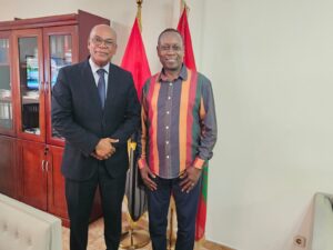 Adalberto Costa Junior Julio Muehombo 1